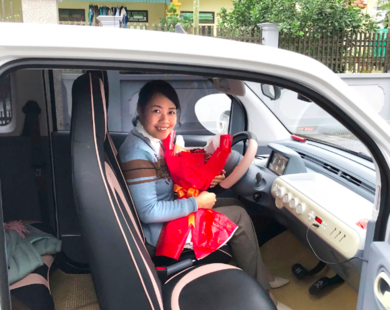 Cô giáo ở Hưng Yên tìm thấy sự thư thái mỗi ngày nhờ chiếc xe điện nhỏ gọn