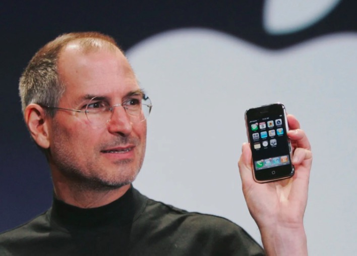 Đằng sau những bài diễn thuyết huyền thoại của Steve Jobs