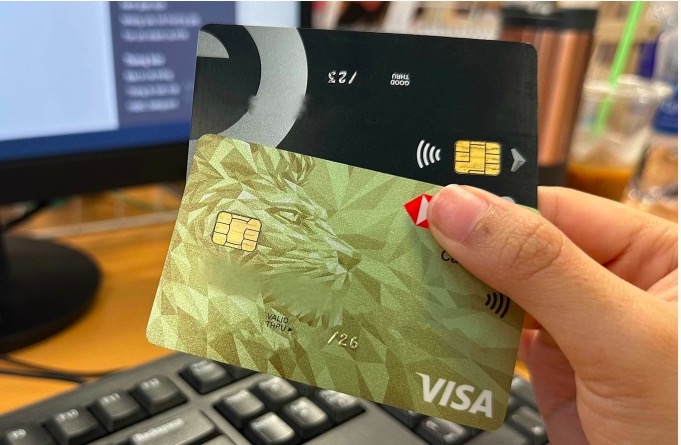 Ba điều nên cân nhắc trước khi làm thẻ tín dụng
